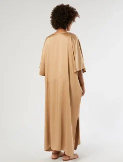 Abito caftano in raso con paillettes - BEIGE