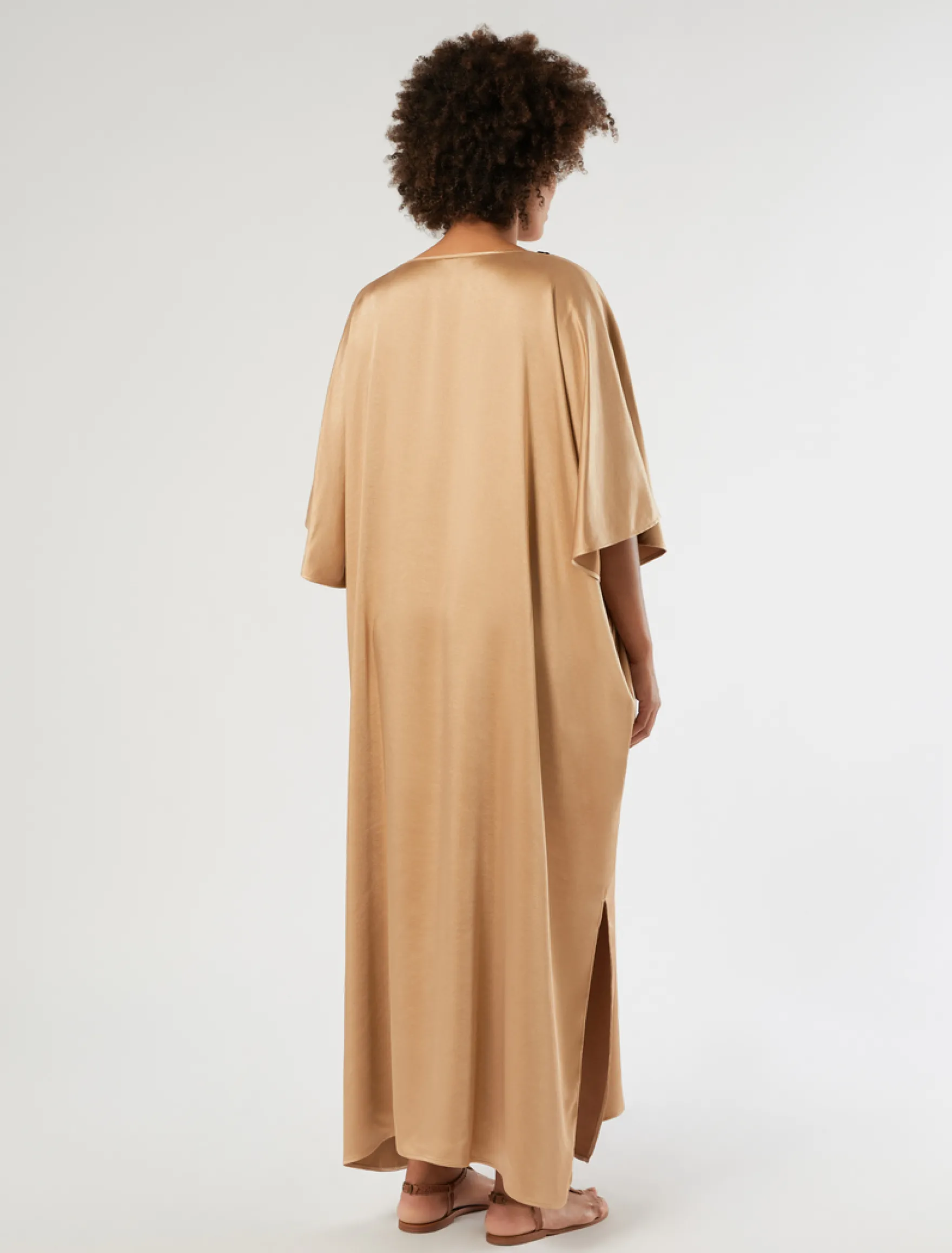 Abito caftano in raso con paillettes - BEIGE