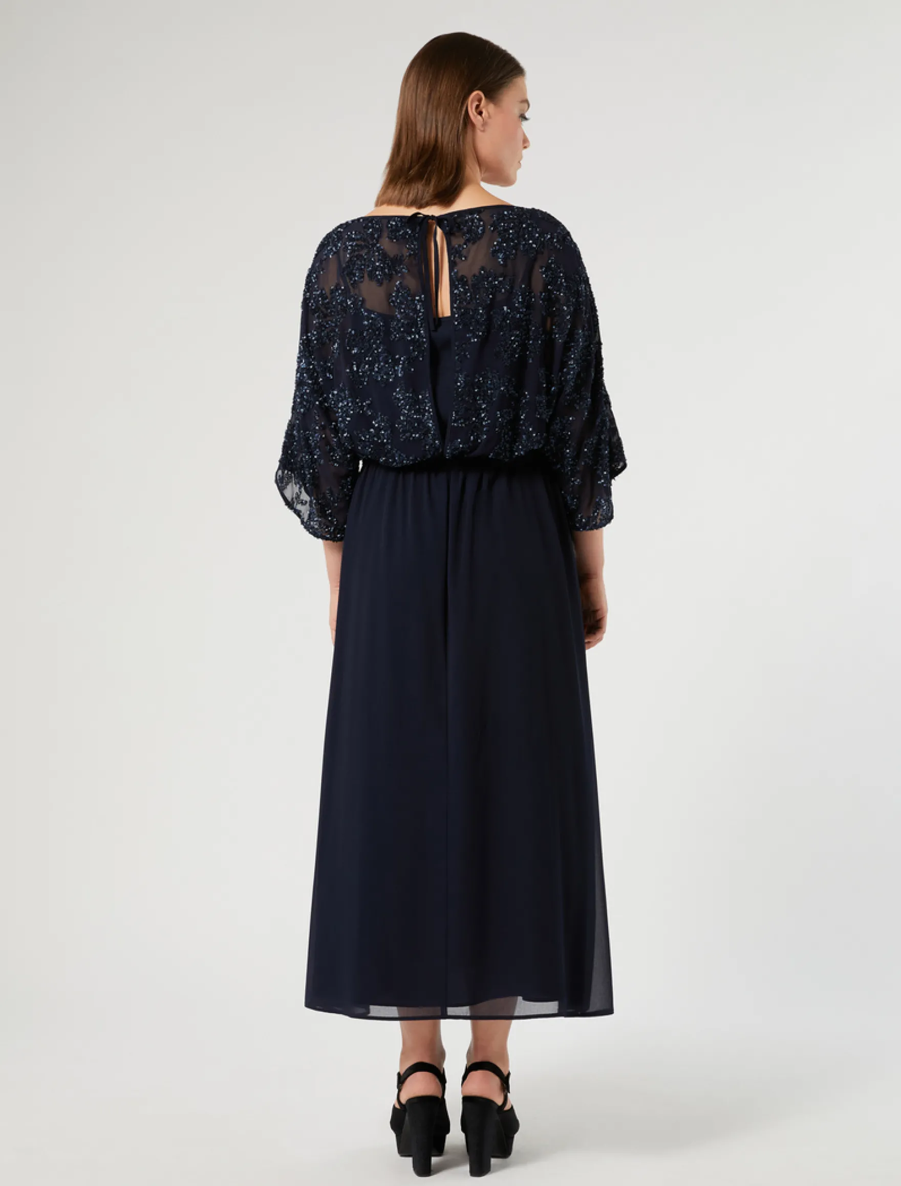 Abito in chiffon con paillettes e georgette - BLU NOTTE