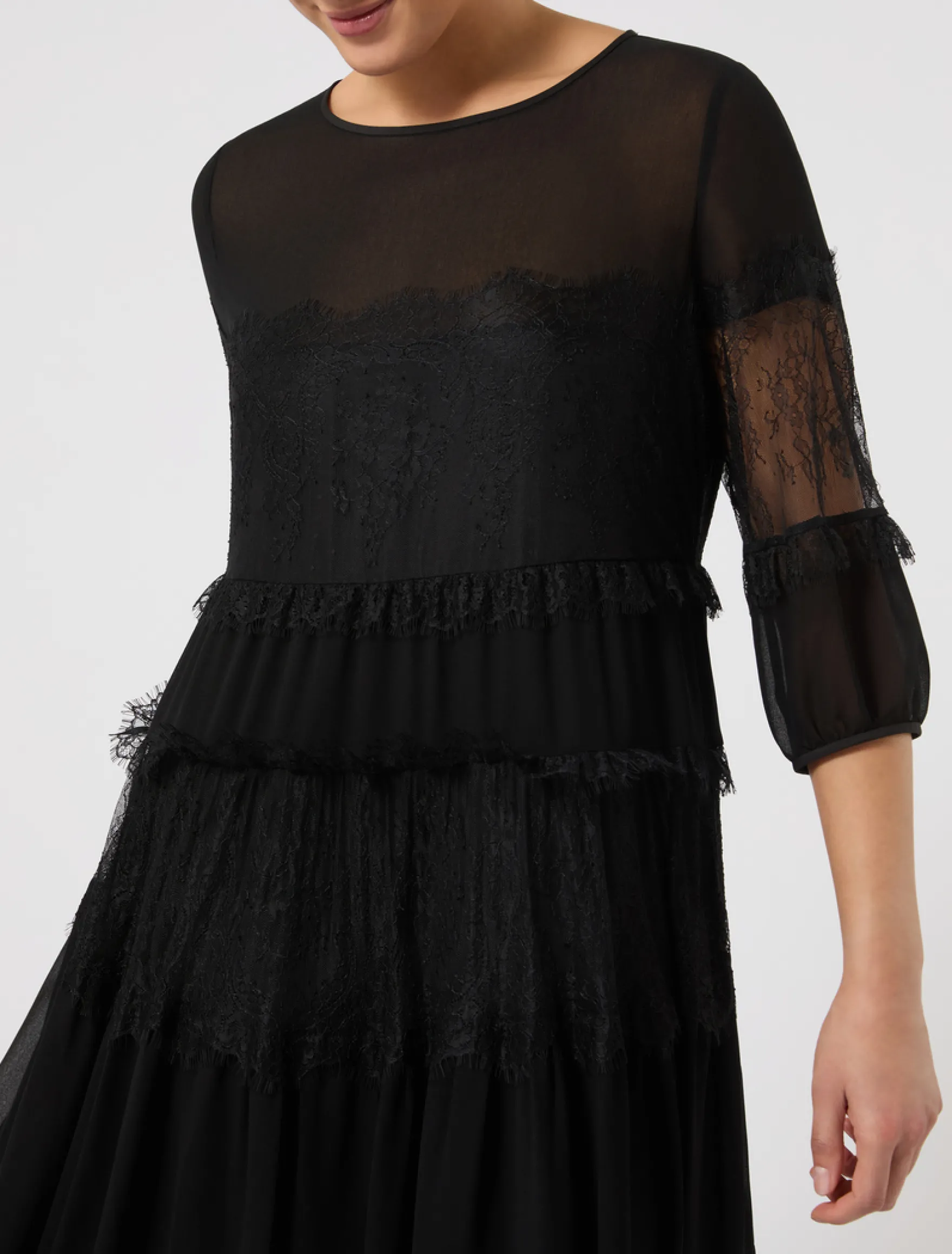 Abito in georgette e pizzo - NERO