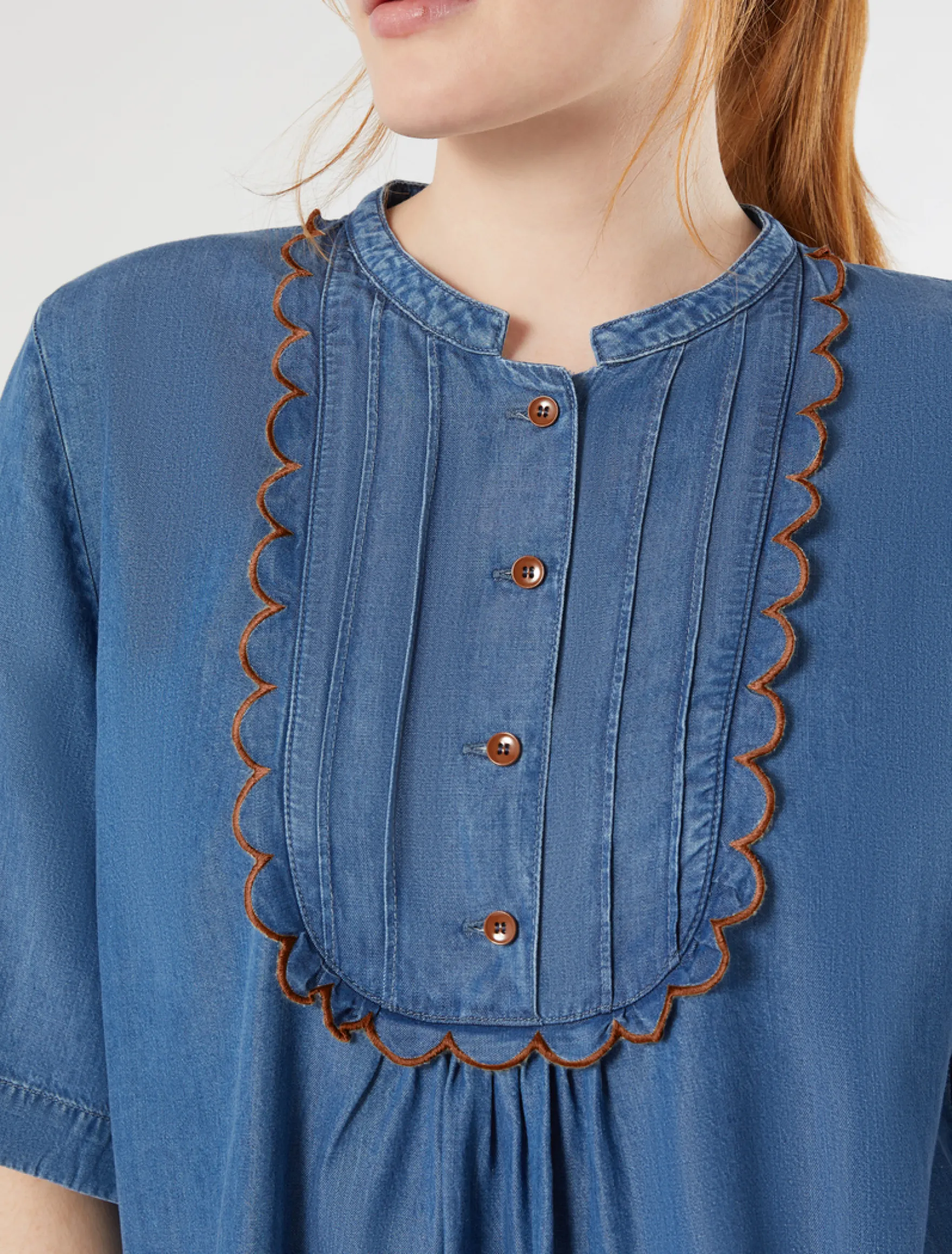 Blusa in denim con ricamo - BLU