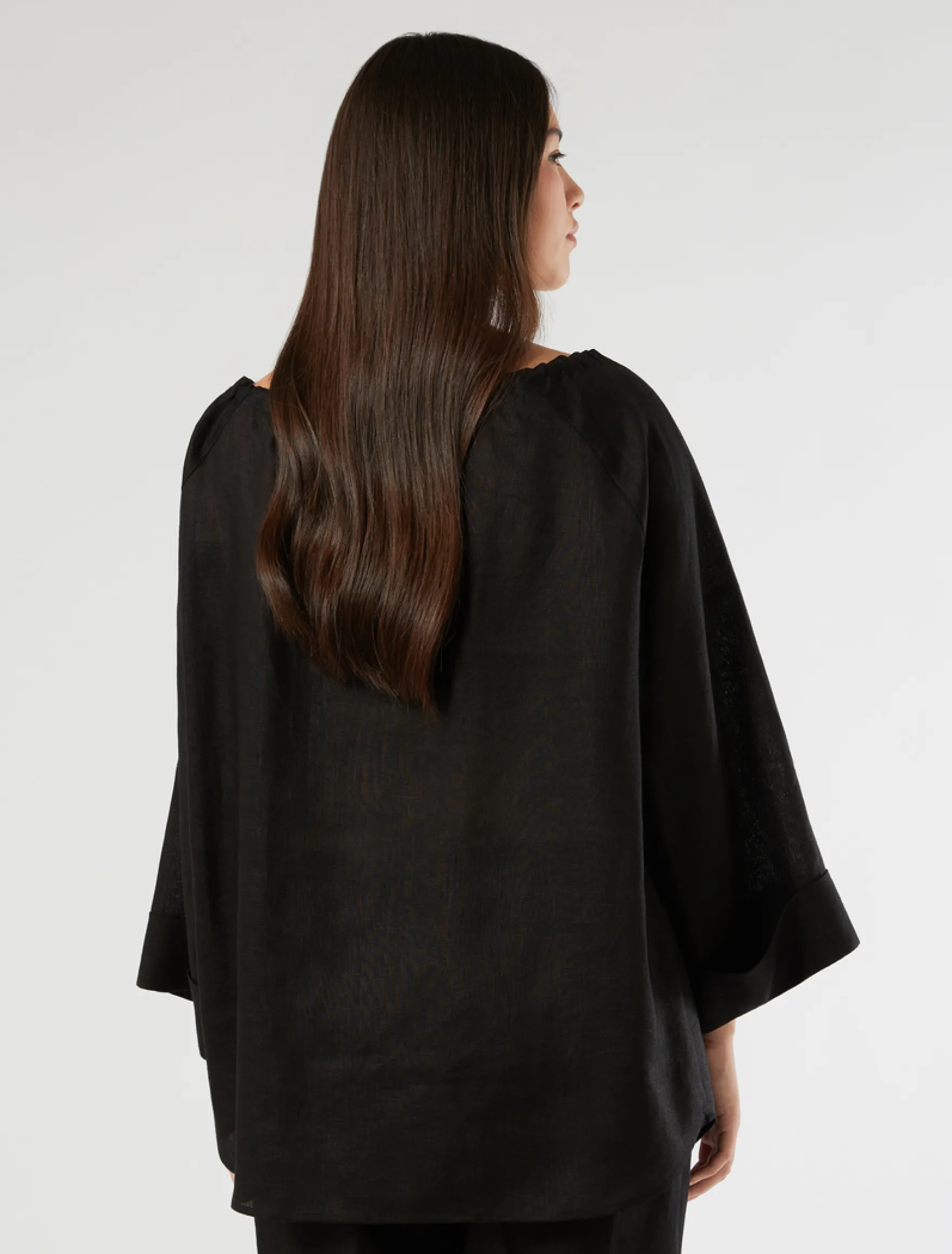 Blusa in puro lino - NERO