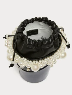 Borsa a secchiello con perle - NERO
