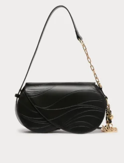 Borsa con patta a onda e charms - NERO