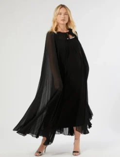 Cappa in crêpe georgette plissé - NERO