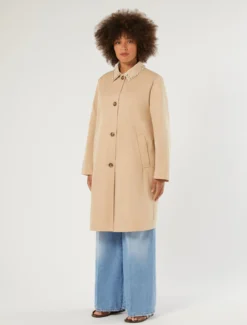 Impermeabile in gabardina antigoccia con ricamo - BEIGE