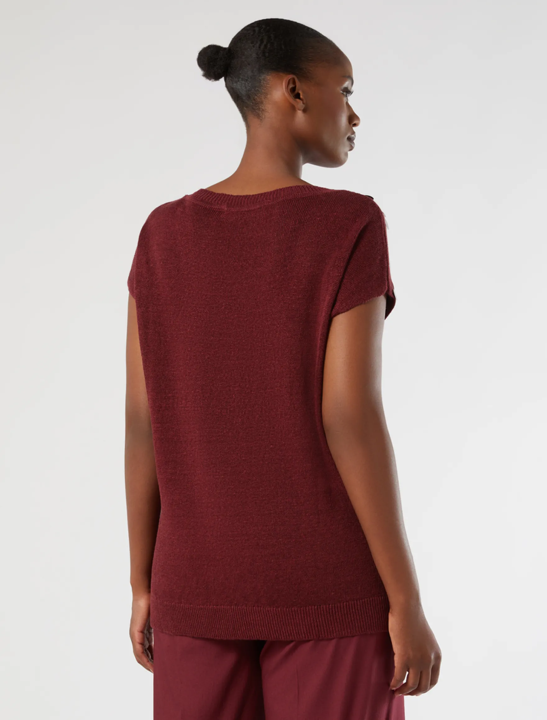 Maglia in filato di lino e viscosa - CILIEGIA