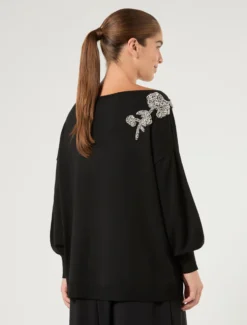 Maglia in viscosa con ricamo - NERO