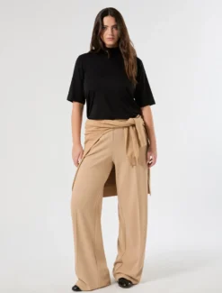 Pantaloni in scuba crêpe stretch - CAMMELLO