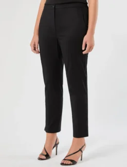 Pantaloni slim in gabardina - NERO