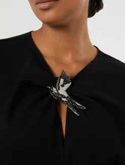 Spilla con strass - NERO