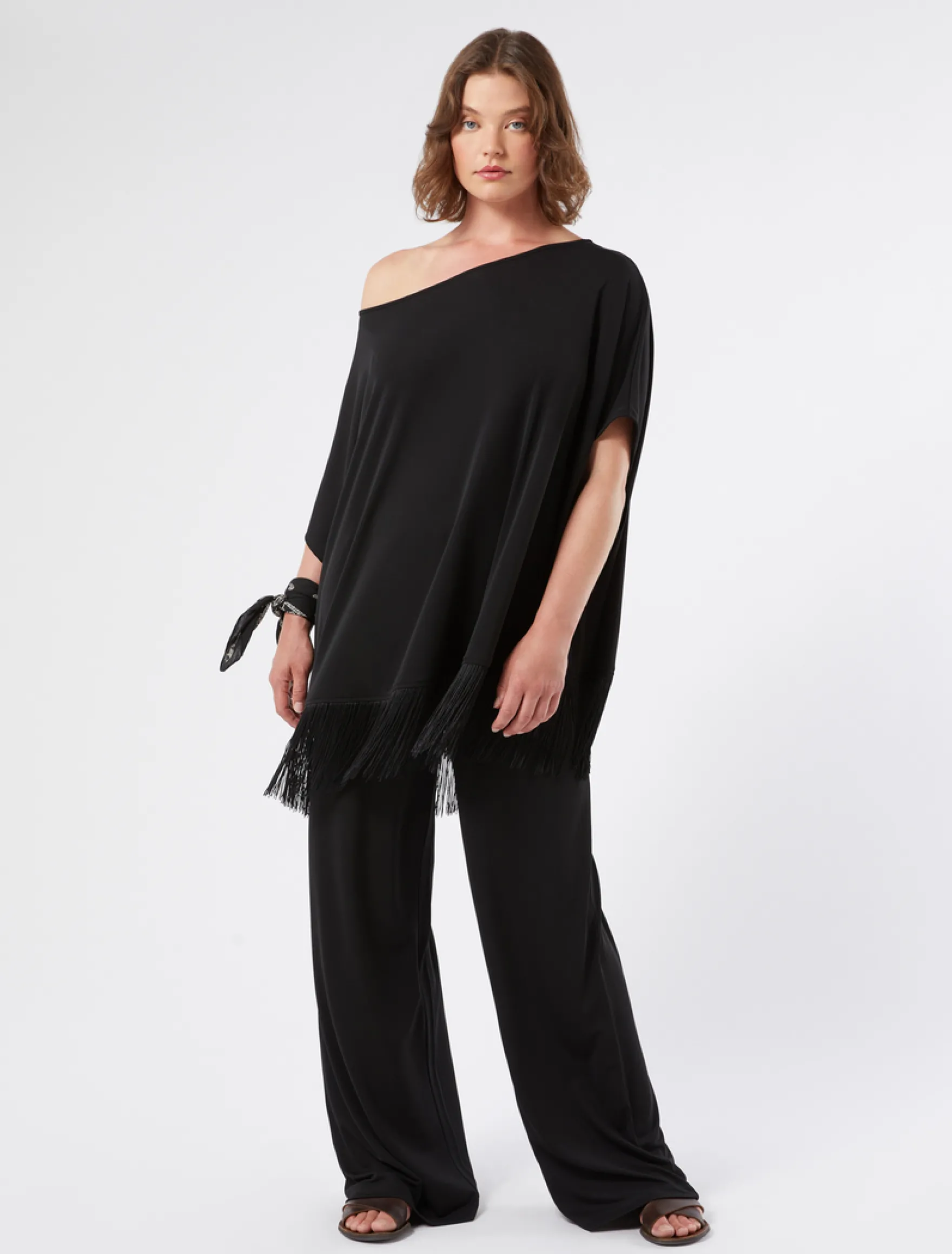 T-shirt in jersey con frange - NERO