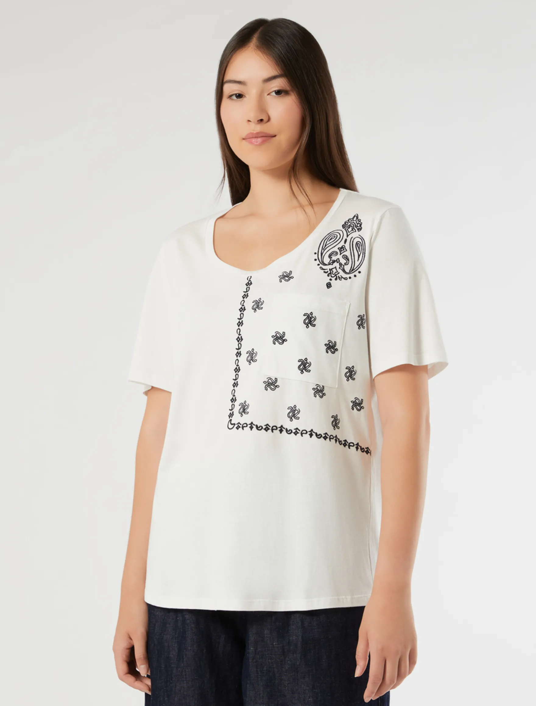 T-shirt in jersey con taschino - BIANCO